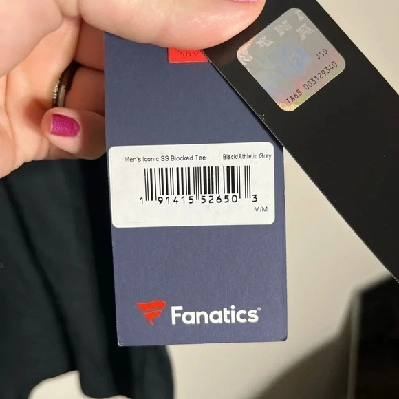 NWT! Fanatics, New Orleans Saints, gray and black T-shirt size M - Picture 4 of 4